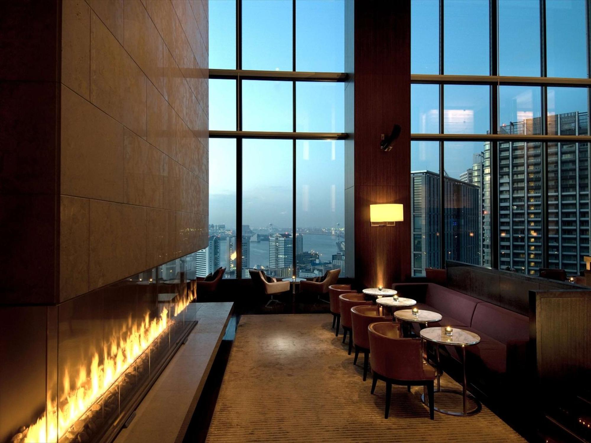 Conrad 5*